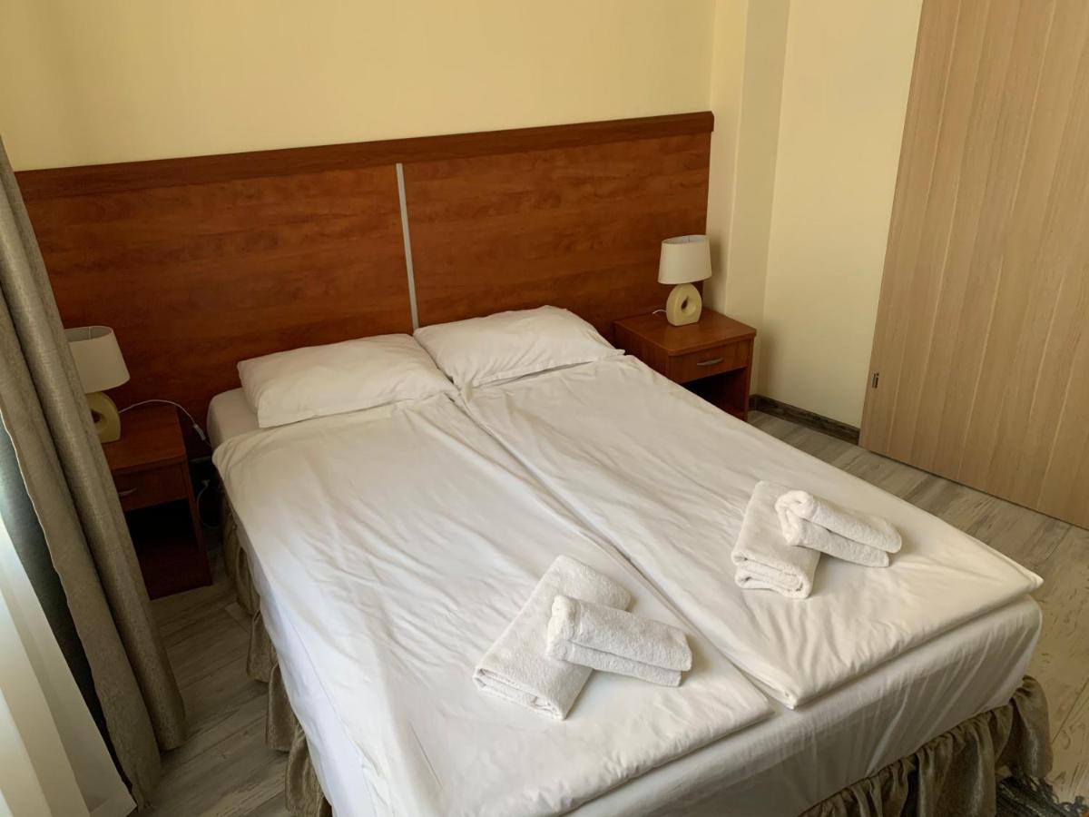 Guest Rooms Donovi Варна Экстерьер фото
