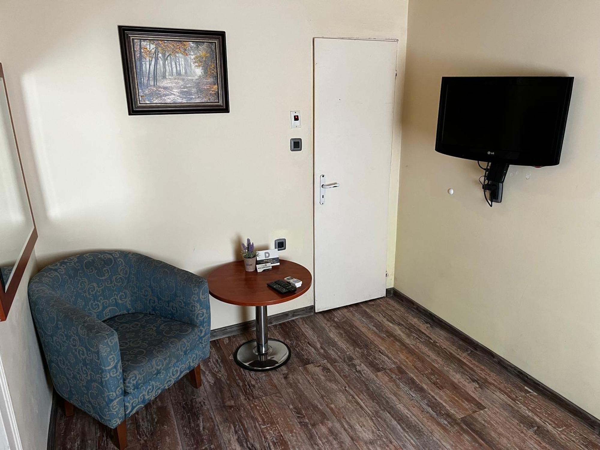 Guest Rooms Donovi Варна Экстерьер фото